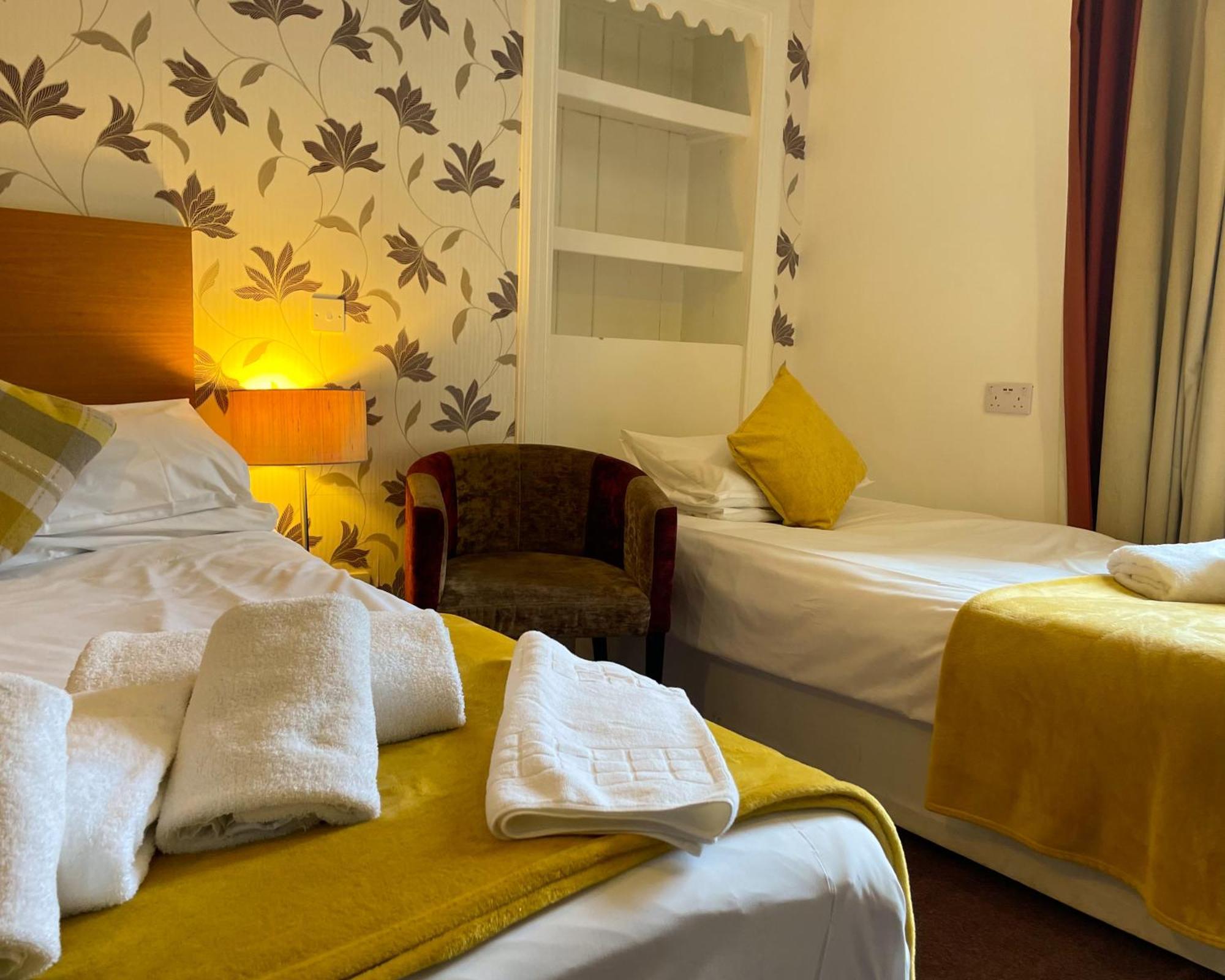 Grantown-on-Spey The Speyside Hotel And Restaurant מראה חיצוני תמונה