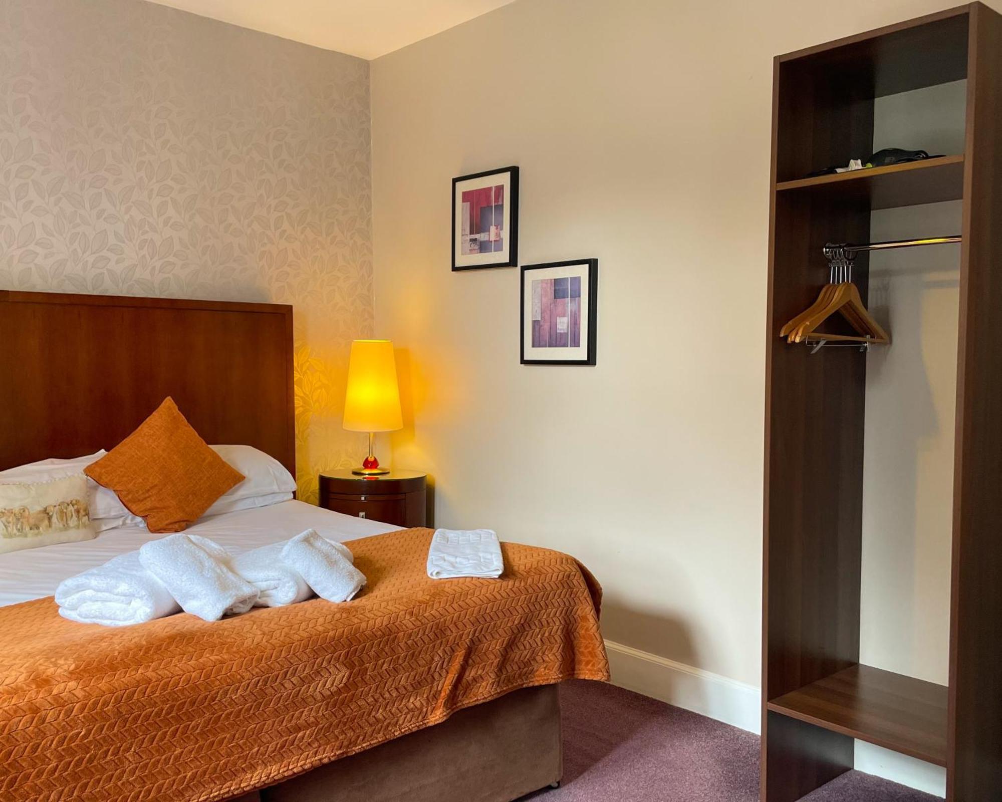 Grantown-on-Spey The Speyside Hotel And Restaurant מראה חיצוני תמונה
