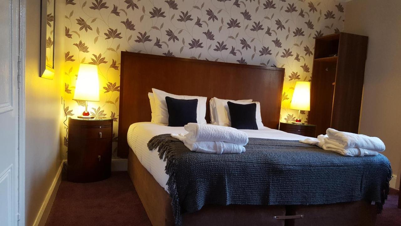 Grantown-on-Spey The Speyside Hotel And Restaurant מראה חיצוני תמונה